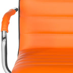Sedia da ufficio con altezza regolabile e rivestimento in pelle vegana trapuntata a canali