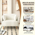 Poltroncina in tessuto con gambe in legno
