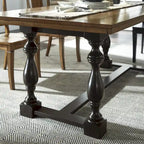 Tavolo da pranzo in rovere da 78 pollici con base a trespolo a gambe tornite
