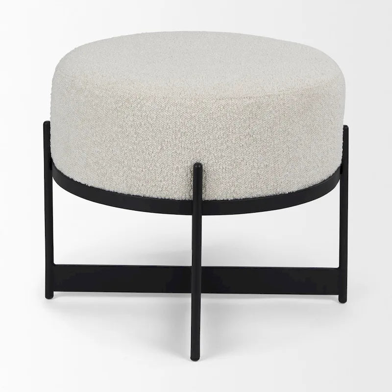 Pouf rotondo in tessuto bouclé color crema con base in metallo nero