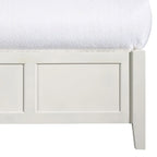 Letto matrimoniale basso in legno massello di mogano con testiera a pannelli, bianco